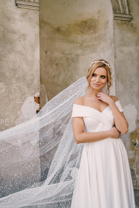 Cathedral snowdrop veil