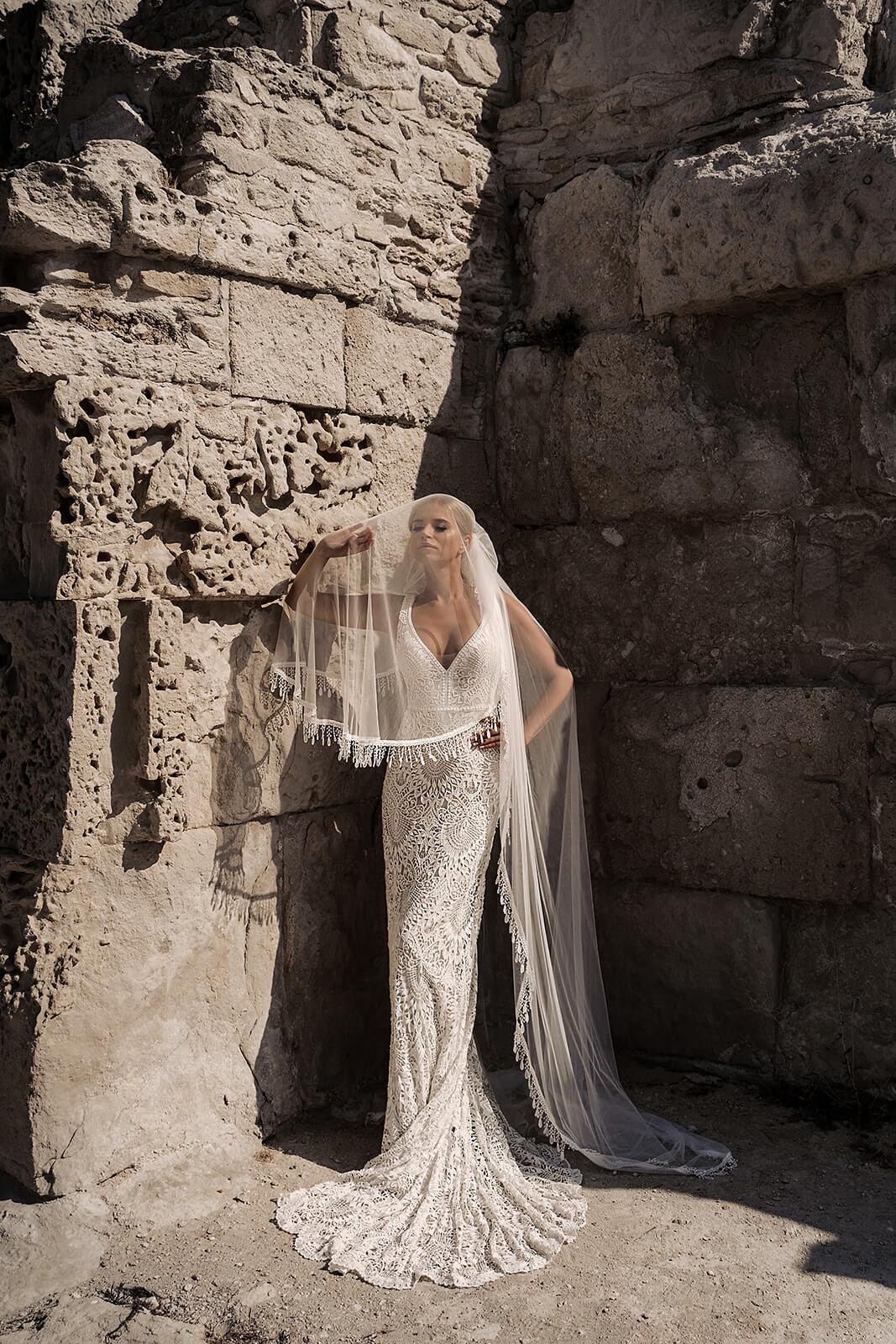 Kathedralschleier mit Fransen, Tüllkante über die gesamte Länge sichtbar