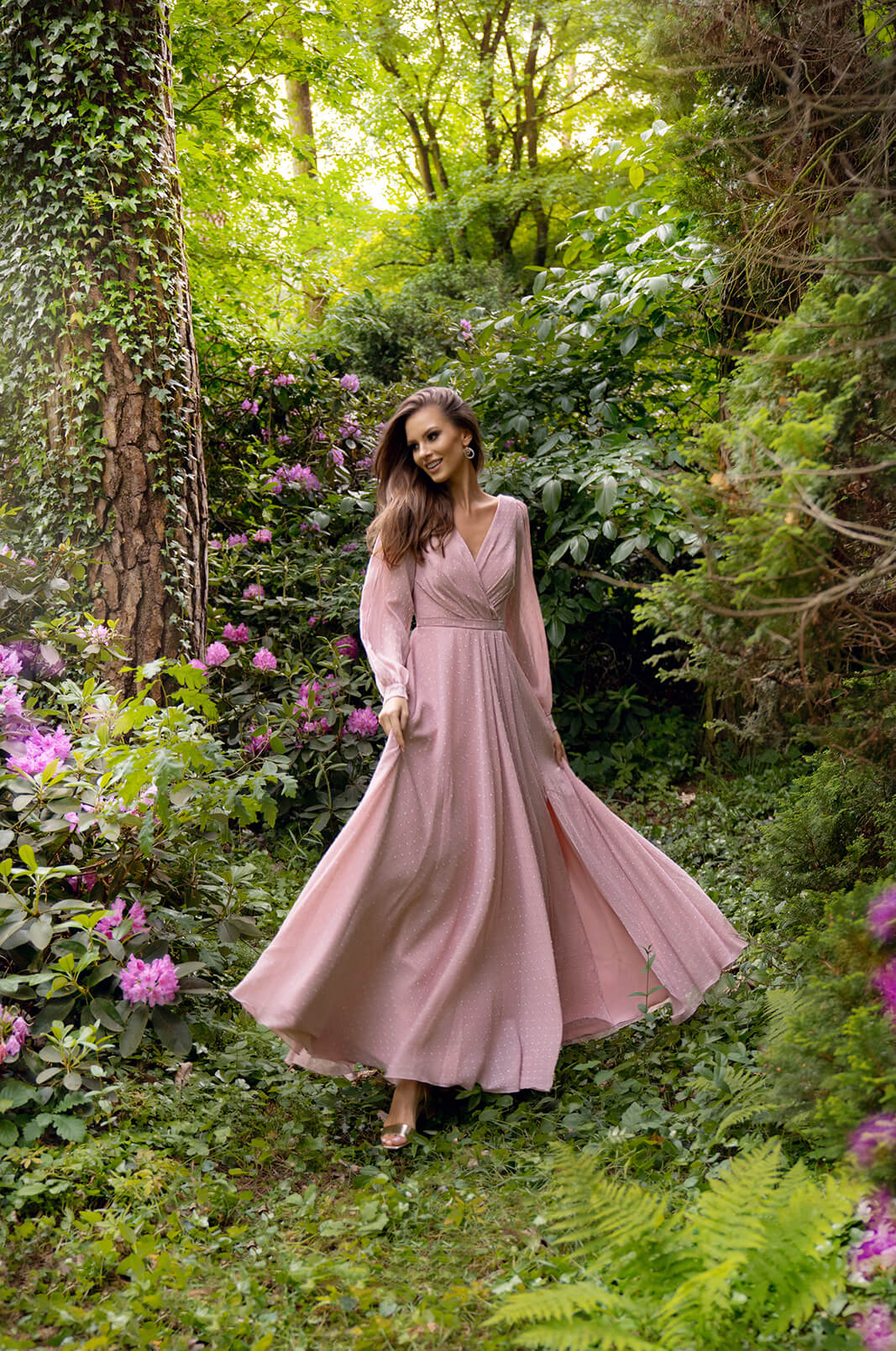 Piryt Pink – long evening dress by DAMA Couture.