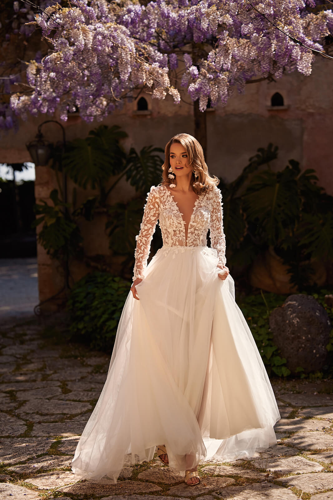 Wedding dress Ida – A-line wedding dress with long sleeves, DAMA Couture.