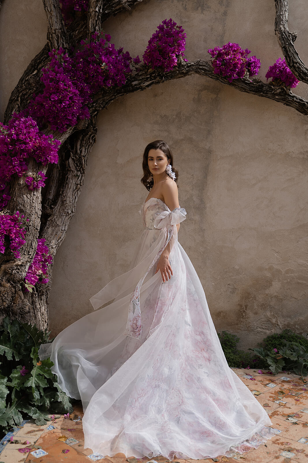 Wedding dress Peony – DAMA Couture wedding dress.