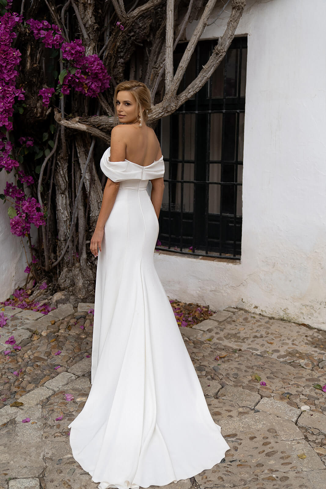 Saba – wedding dress, DAMA Couture.