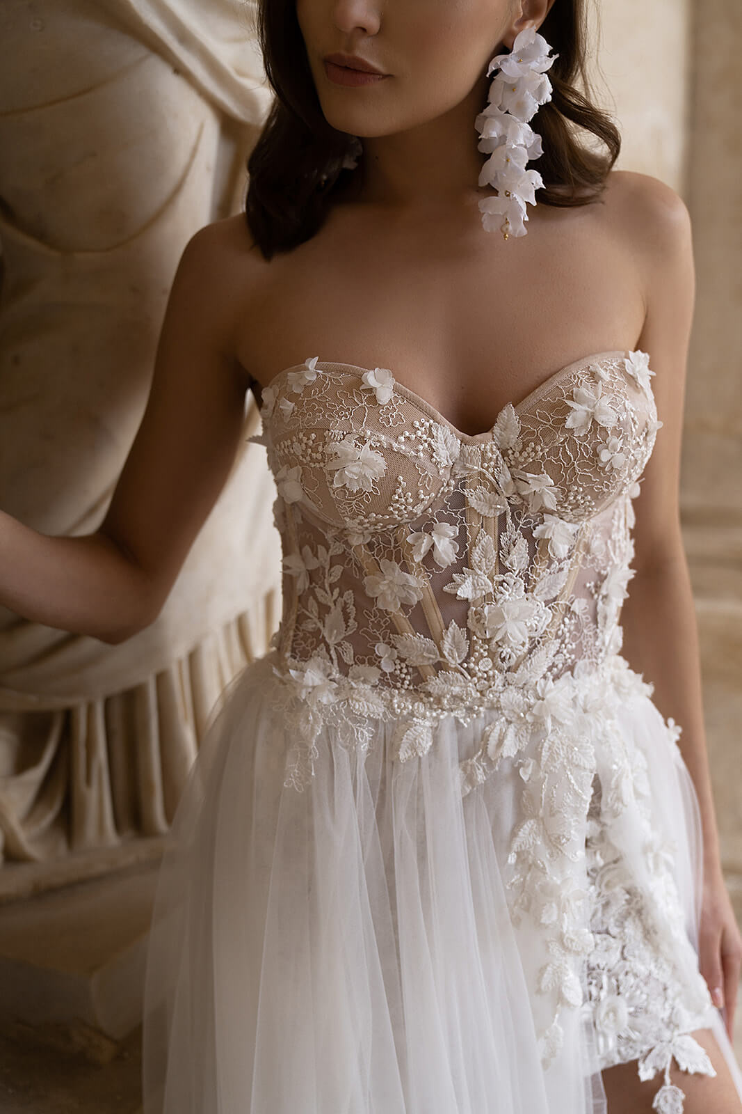 Penelope – wedding dress, full silhouette.