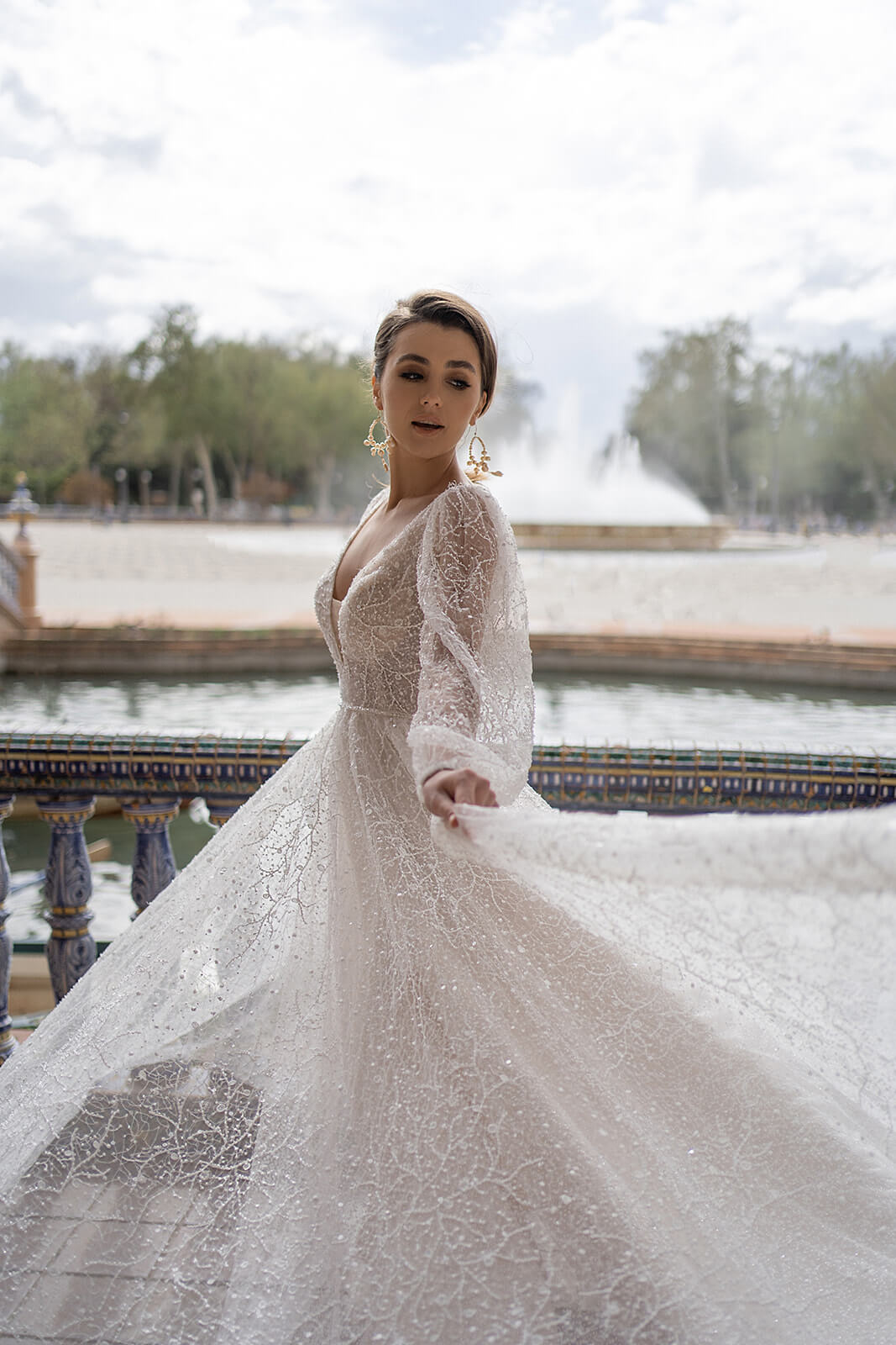 Suri – wedding dress, DAMA Couture.