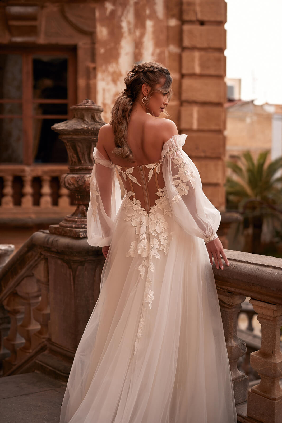 Wedding dress Hermiona – A-line wedding dress with long sleeves, DAMA Couture.