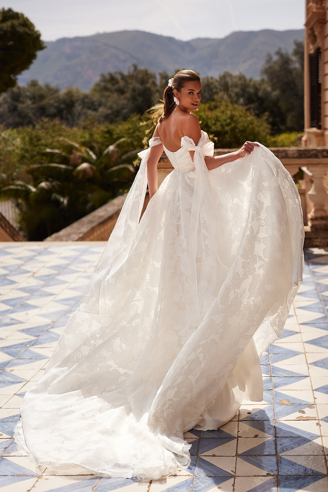 Lena – wedding dress, DAMA Couture.