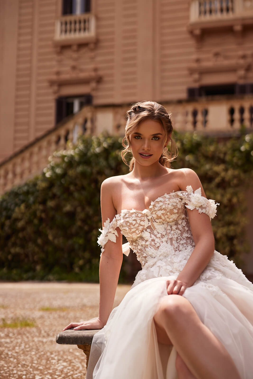 Wedding dress Mia – A-line bridal gown, DAMA Couture.