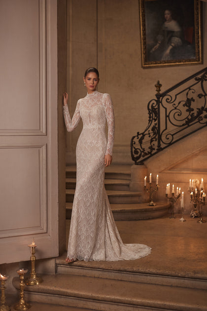 Juniona wedding dress – mermaid bridal gown with a high neckline, fitted long sleeves and geometric lace.