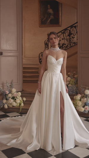 Bluse Lucienne im Video