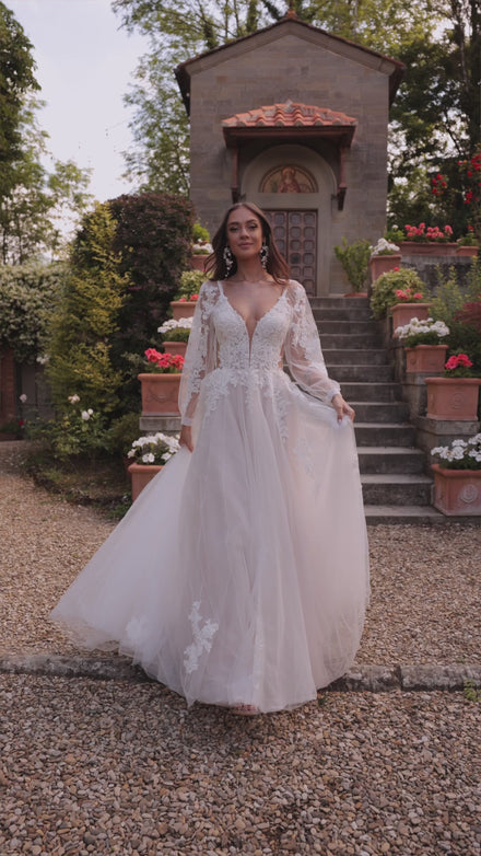 Bohemian lace wedding dress with long sleeves Mullein from DAMA Couture (campaign video)