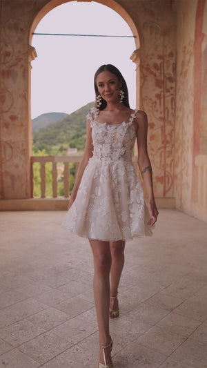 Brautkleid Amanda im Video