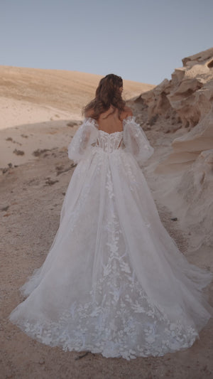 Brautkleid Huda im Video