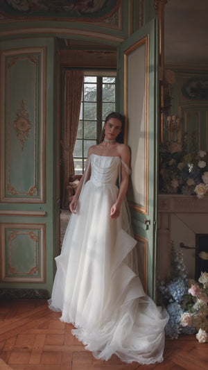 Brautkleid Nerina im Video