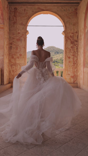 Brautkleid Avalon im Video